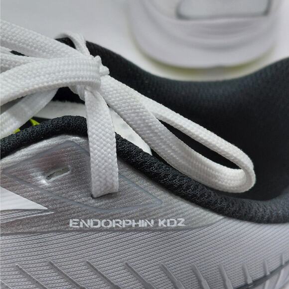 Saucony Womens 7 Endorphin KDZ Running Shoes White Silver Orange Youth 5.5M - Picture 9 of 15